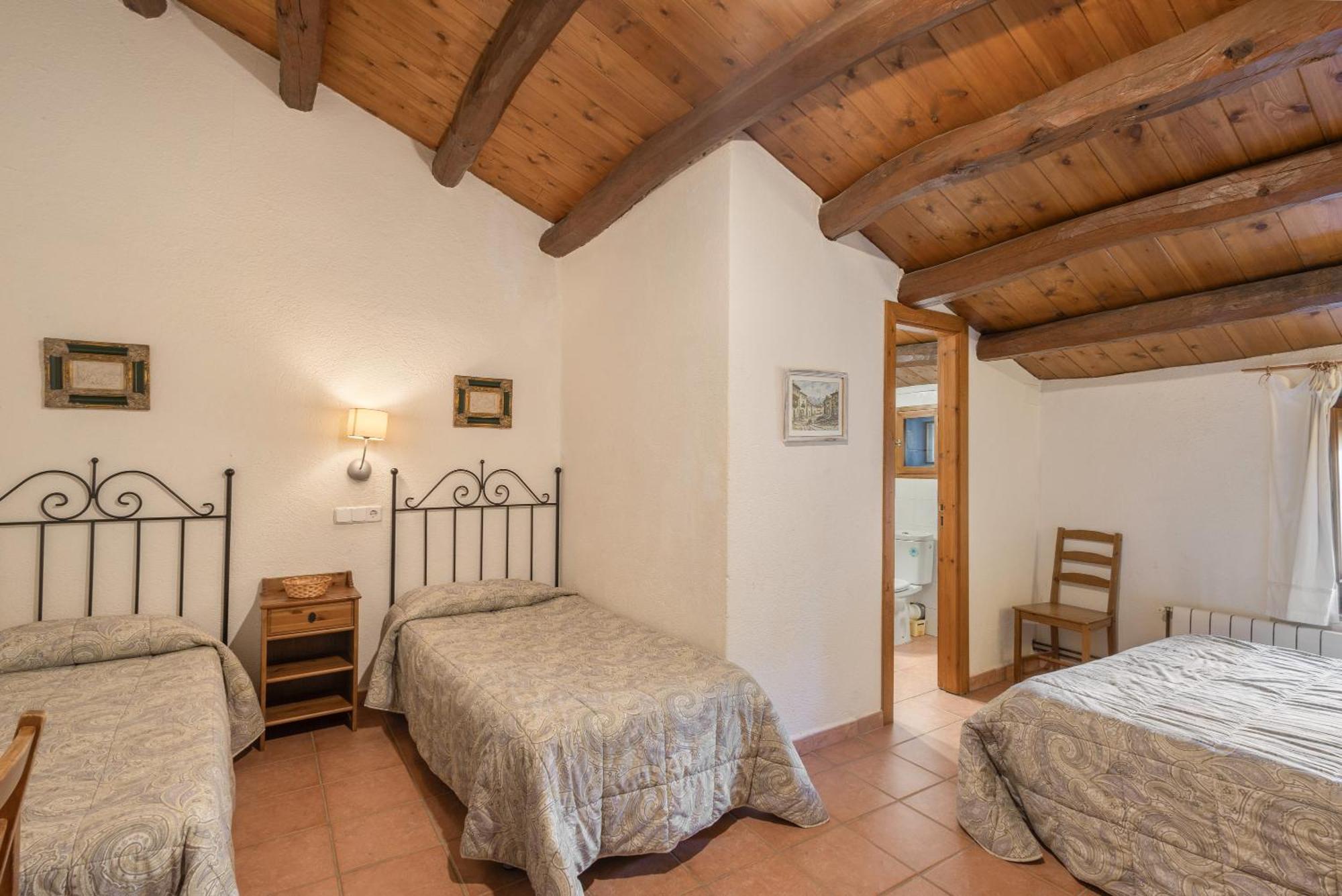 Cal Contra Guest House Gelida ภายนอก รูปภาพ
