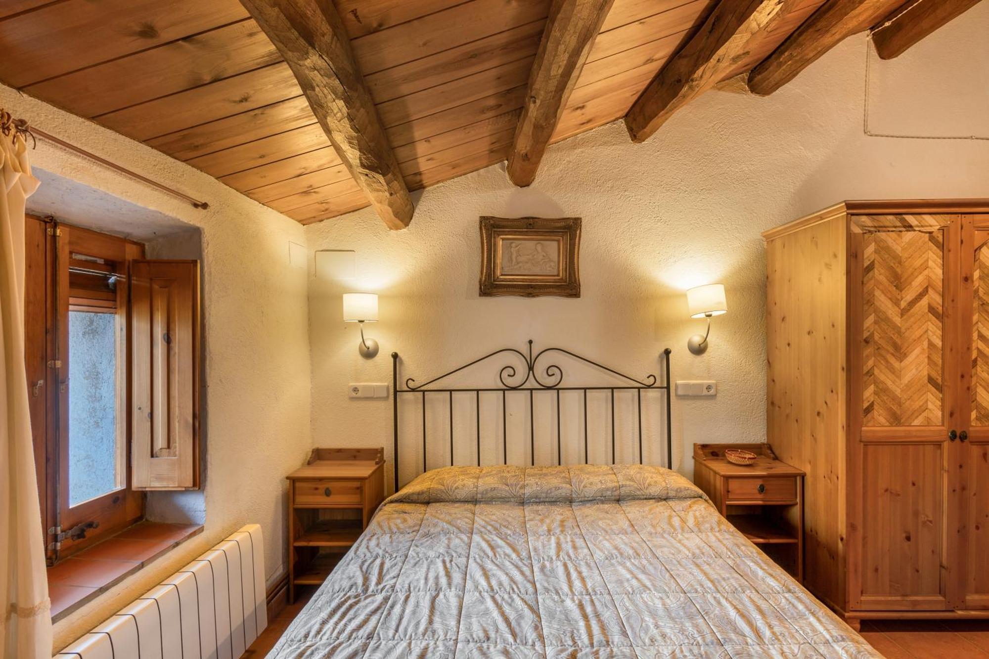 Cal Contra Guest House Gelida ภายนอก รูปภาพ